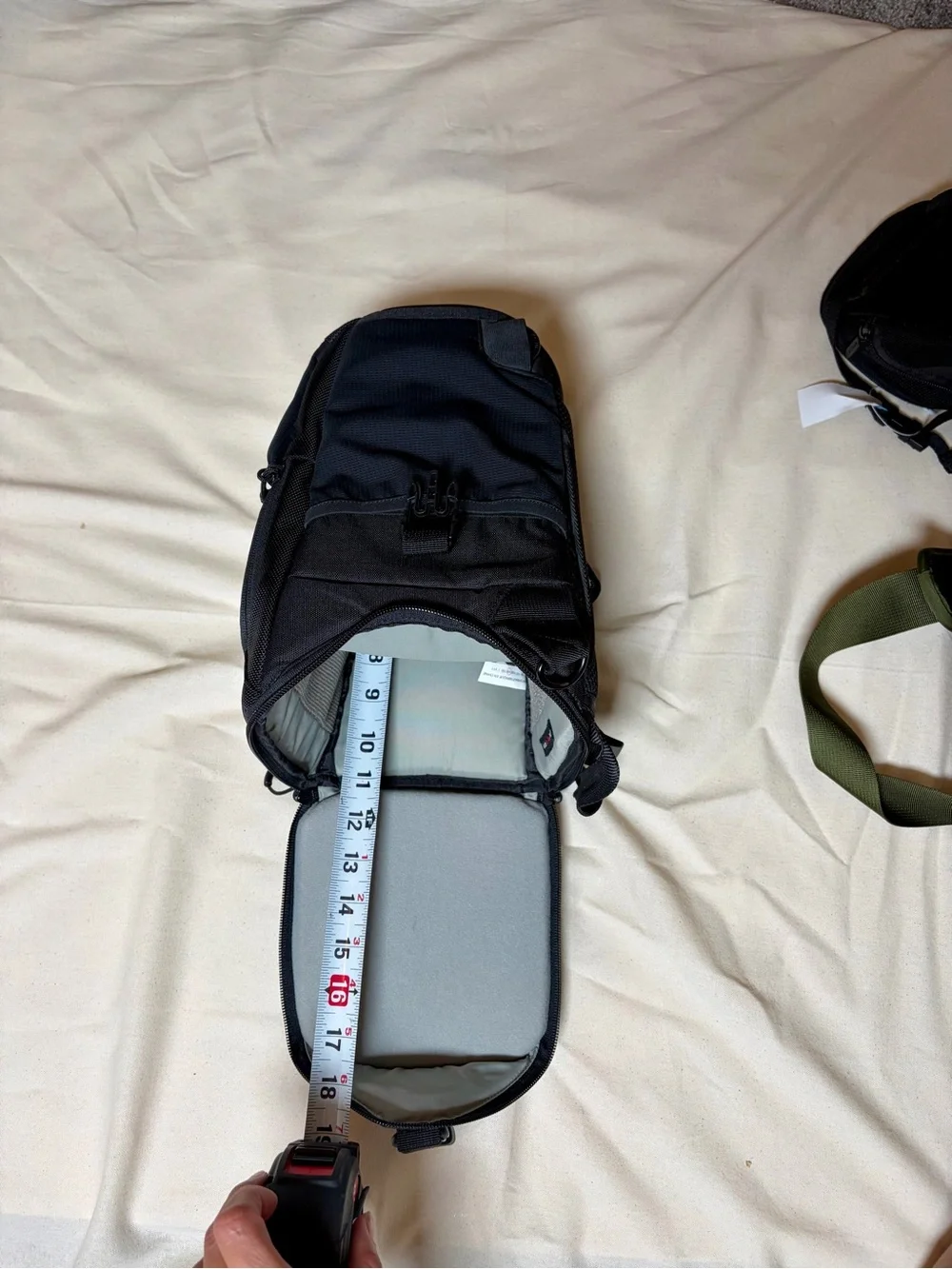 Lowepro Black Compact Camera Sling Bag for Photo & Video